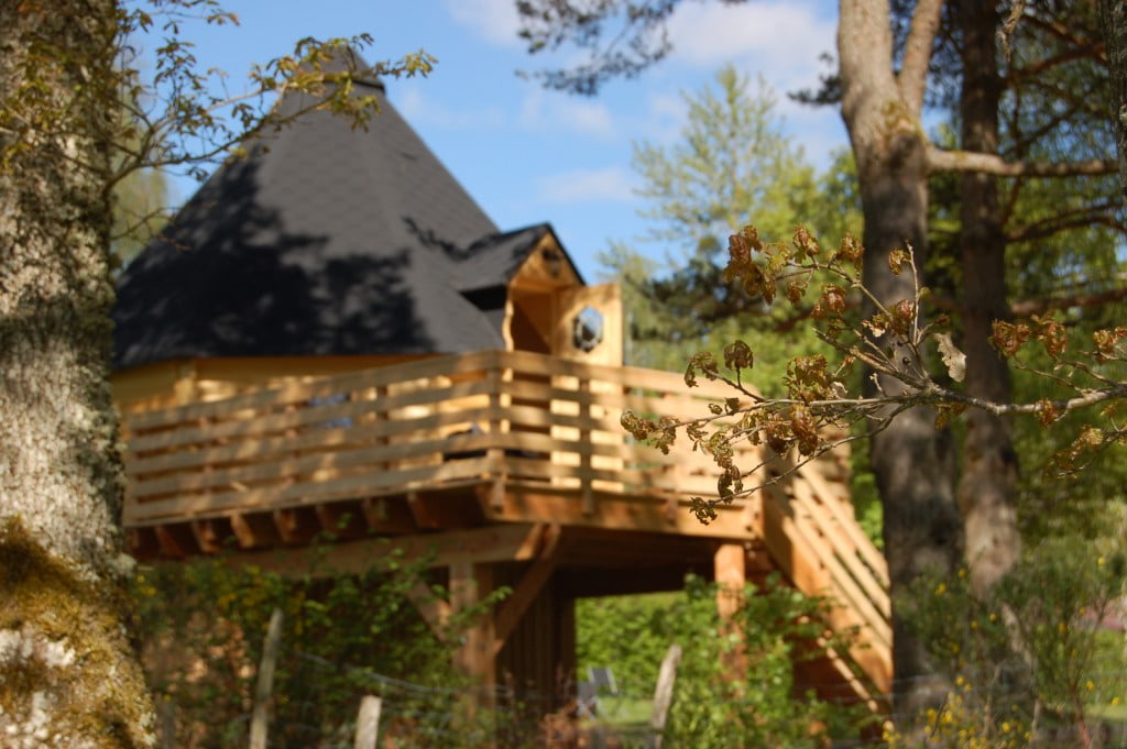 Gagnant 2016 de Bienvenue au Camping : Les chalets, cabanes, kota du Camping du Viaduc des Fades